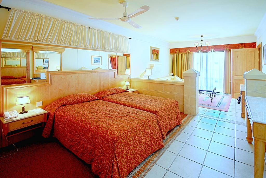 Hotel Santana St. Paul's Bay Exterior foto